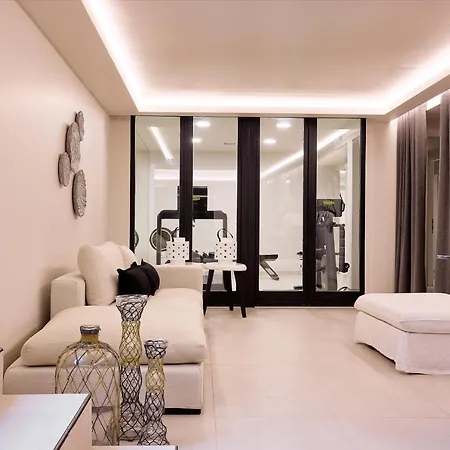 Amazon Mykonos & 5* Mykonos Town